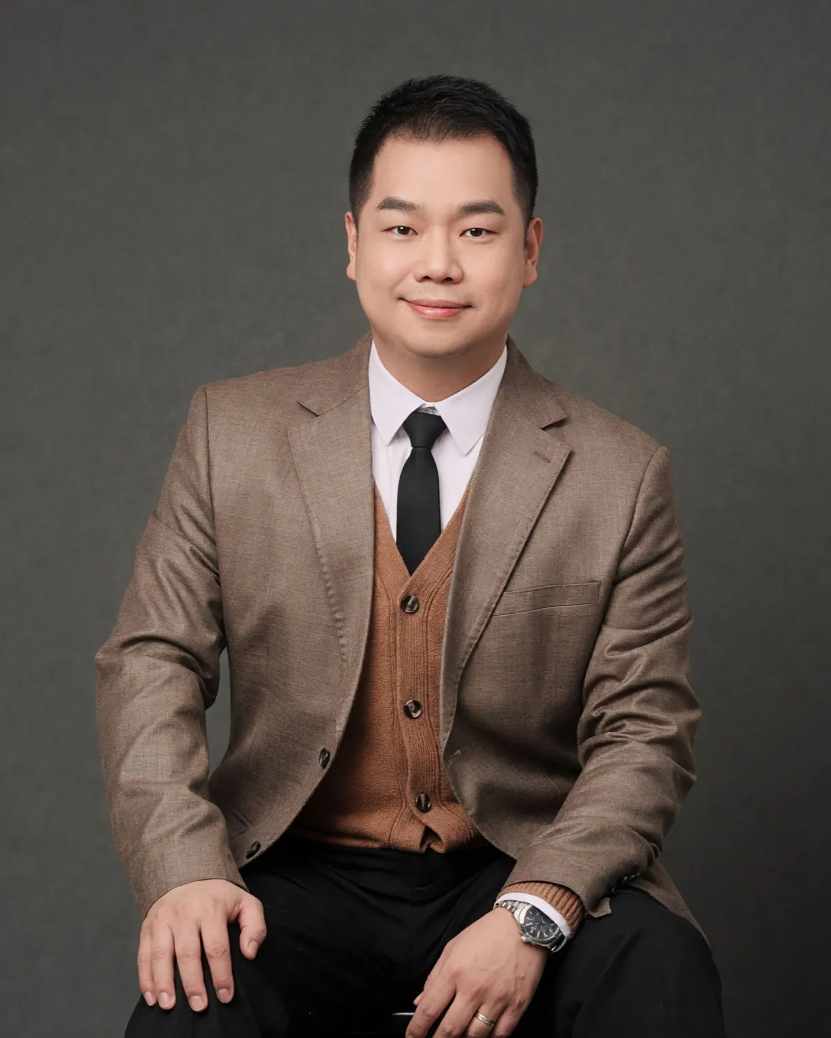 钱志强律师肖像